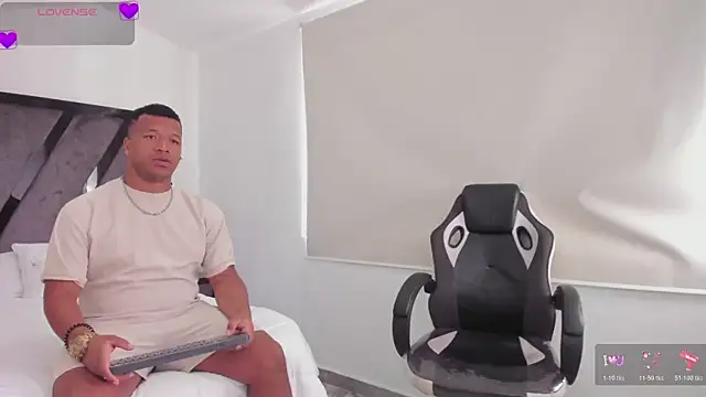 AnnieAndStefan online show from 03-26-26, 01:20