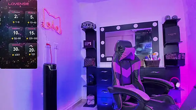 miss kitty online show from 01-12-26, 01:01