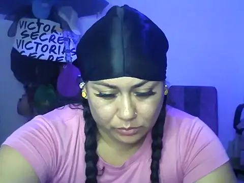 AliceFox Milf online show from 02-17-26, 04:21