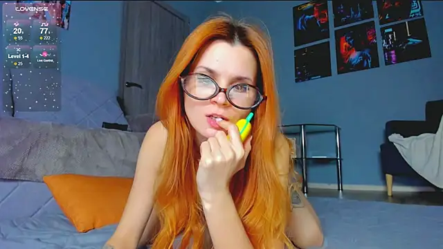 Snapshot of Misss_Kate chatting on 12-30-24, 11:37 Misss Kate online show from 12-30-24, 11:37