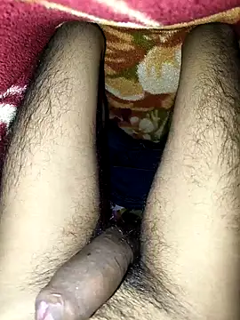 Snapshot of SkinnyTeeen chatting on 12-13-24, 09:51 SkinnyTeeen online show from 12-13-24, 09:51