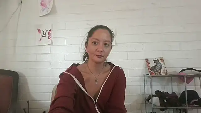AnyaBest online show from 07-13-26, 02:49