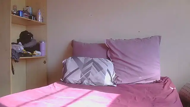AddictiveAssCurves online show from 05-23-26, 07:51