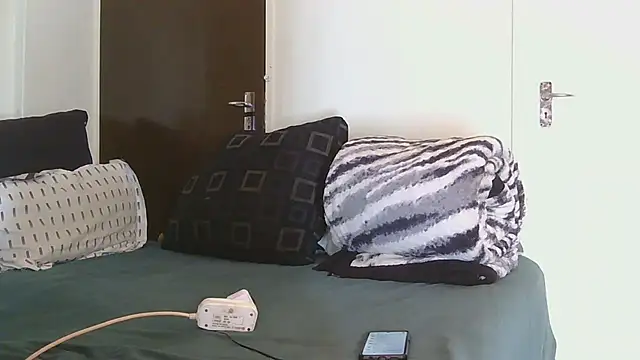 AddictiveAssCurves online show from 07-07-26, 09:57