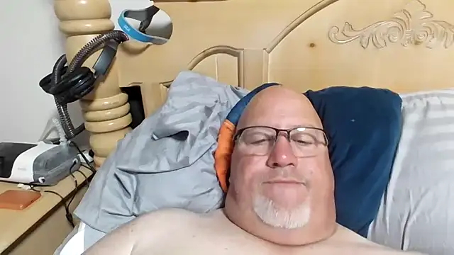 Snapshot of Bigbear0563 chatting on 06-16-26, 05:02 Bigbear0563 online show from 06-16-26, 05:02