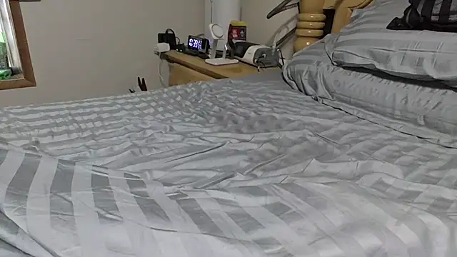 Bigbear0563 online show from 10-09-25, 04:40