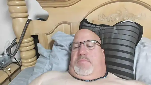 Bigbear0563 online show from 11-10-25, 05:40