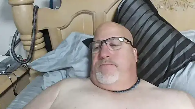 Bigbear0563 online show from 10-15-25, 04:26