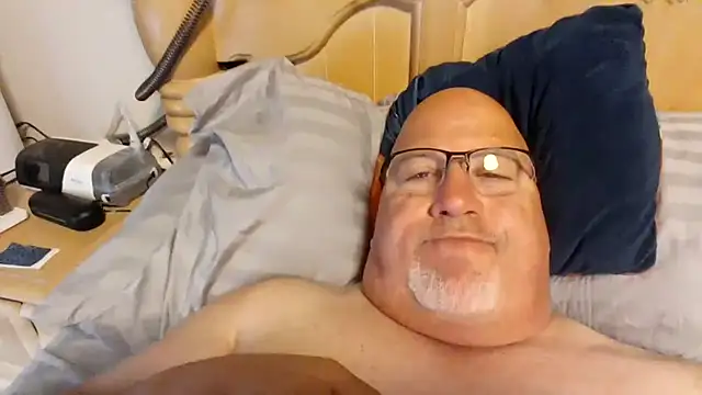 Bigbear0563 online show from 05-19-26, 06:04