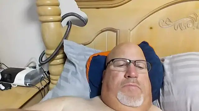 Snapshot of Bigbear0563 chatting on 07-19-26, 03:53 Bigbear0563 online show from 07-19-26, 03:53