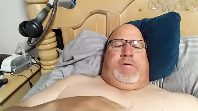 Snapshot of Bigbear0563 chatting on 06-30-26, 02:50 Bigbear0563 online show from 06-30-26, 02:50