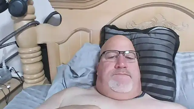 Bigbear0563 online show from 11-17-25, 05:06