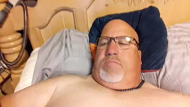 Bigbear0563 online show from 06-10-26, 06:25