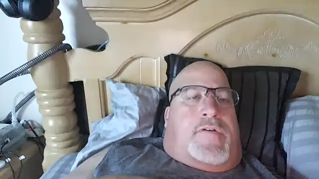 Bigbear0563 online show from 10-19-25, 03:15