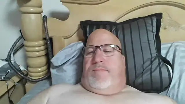 Bigbear0563 online show from 10-13-25, 04:08