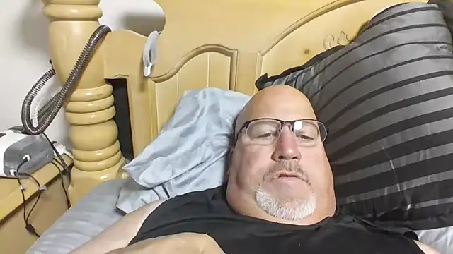 Bigbear0563 online show from 10-11-25, 02:29