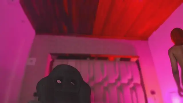 Snapshot of Emmily_Savage chatting on 01-18-26, 11:35 Emmily Savage online show from 01-18-26, 11:35