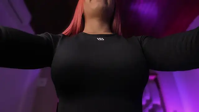 Emmily Savage online show from 04-10-26, 11:39