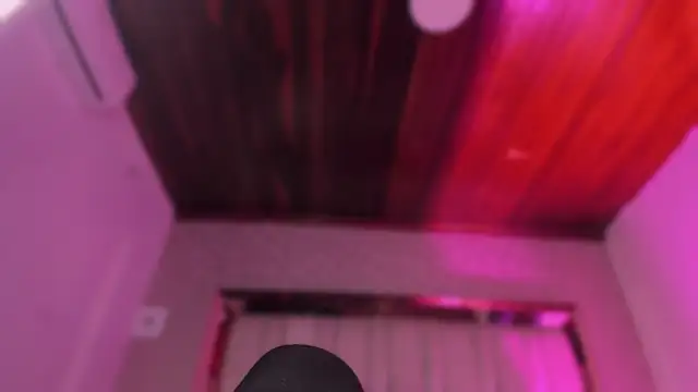 Emmily Savage online show from 12-22-25, 12:05