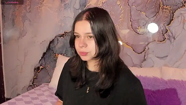 Snapshot of Mey_moon chatting on 02-02-26, 01:15 Mey moon online show from 02-02-26, 01:15