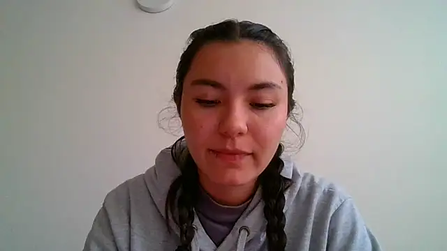 Snapshot of _andygirl chatting on 04-23-26, 08:32 andygirl online show from 04-23-26, 08:32