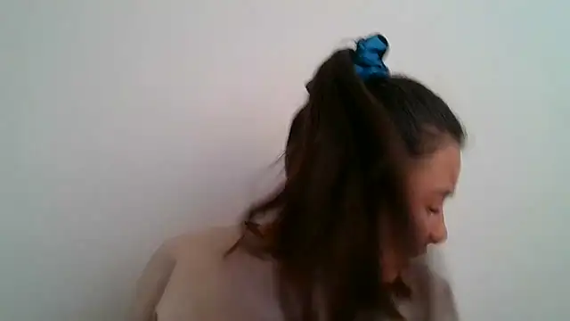 Snapshot of _andygirl chatting on 04-30-26, 09:30 andygirl online show from 04-30-26, 09:30