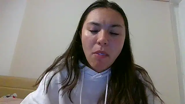 Snapshot of _andygirl chatting on 04-27-26, 01:58 andygirl online show from 04-27-26, 01:58