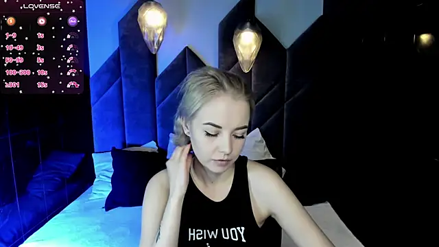 StephanieSweety online show from 03-03-25, 01:49