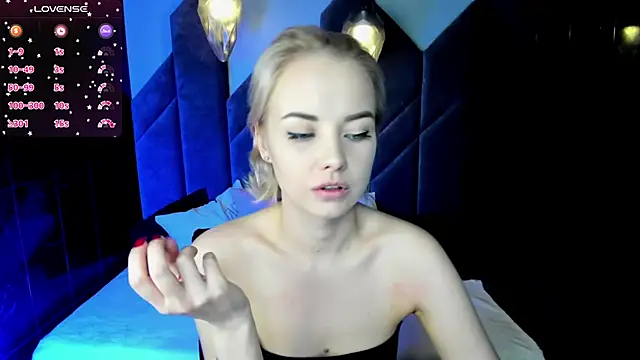 StephanieSweety online show from 02-27-25, 01:41