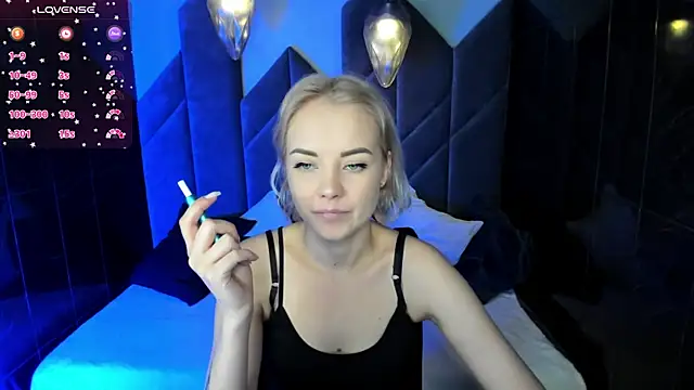 StephanieSweety online show from 02-21-25, 02:38