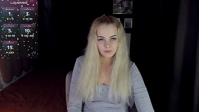 StephanieSweety online show from 12-17-25, 05:18