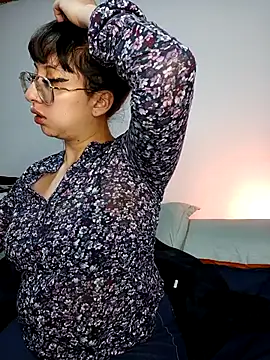 Piafisher1 online show from 11-08-25, 01:20