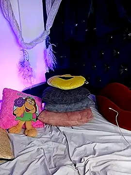 Piafisher1 online show from 03-21-25, 04:07