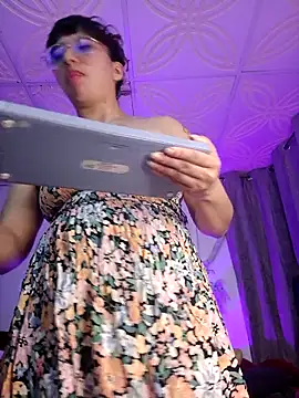 Piafisher1 online show from 09-30-25, 01:11