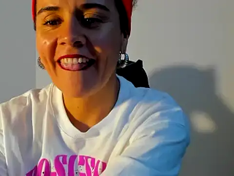 Snapshot of Sami_Hotie1 chatting on 02-09-25, 08:34 Sami Hotie1 online show from 02-09-25, 08:34