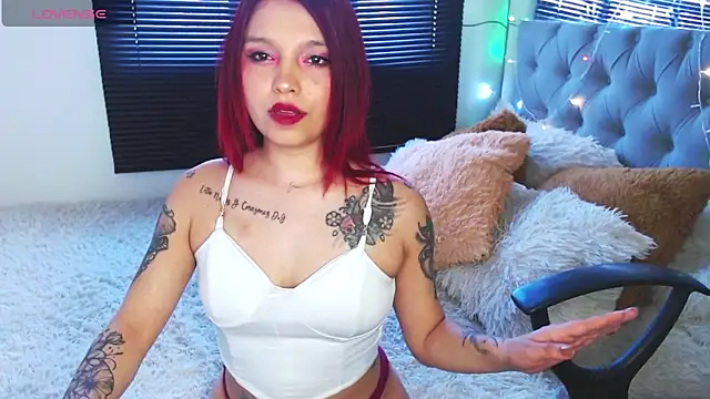 Snapshot of kmila-carson chatting on 12-16-24, 10:13 kmila-carson online show from 12-16-24, 10:13