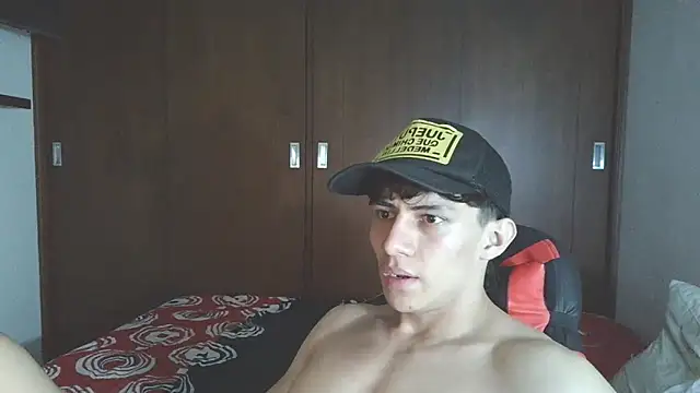 aresholland online show from 11-02-25, 03:22