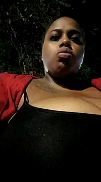 Snapshot of KiaraBrownn chatting on 03-01-25, 10:45 KiaraBrownn online show from 03-01-25, 10:45