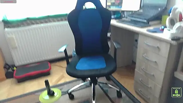 SissyLunaCD online show from 02-25-26, 08:36