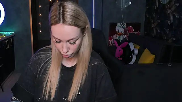 Blckmirrorr online show from 11-15-25, 12:42