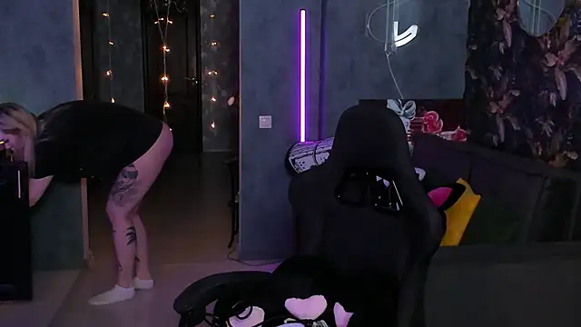 Blckmirrorr online show from 03-22-26, 02:29