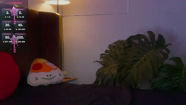 laybunny1 online show from 02-17-26, 05:54