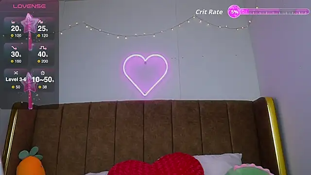 Snapshot of laybunny1 chatting on 09-17-25, 10:34 laybunny1 online show from 09-17-25, 10:34