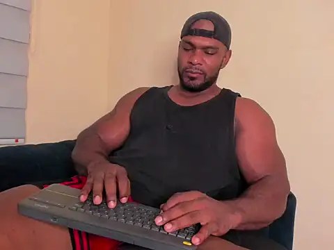 Tyler Waka01 online show from 04-12-26, 12:36