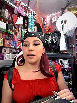 TamySweetness online show from 10-26-25, 04:40