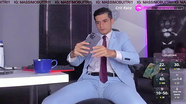 Snapshot of massimo_g chatting on 09-28-25, 01:40 massimo g online show from 09-28-25, 01:40
