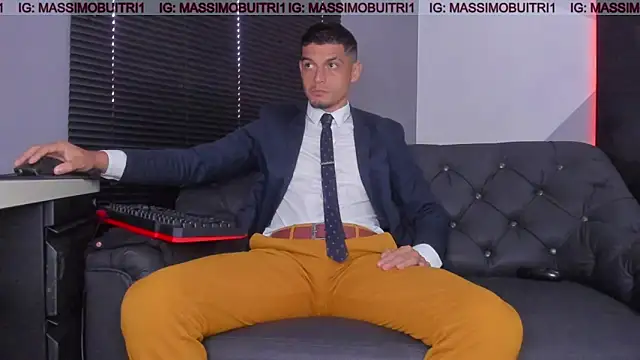 massimo g online show from 11-25-25, 02:28