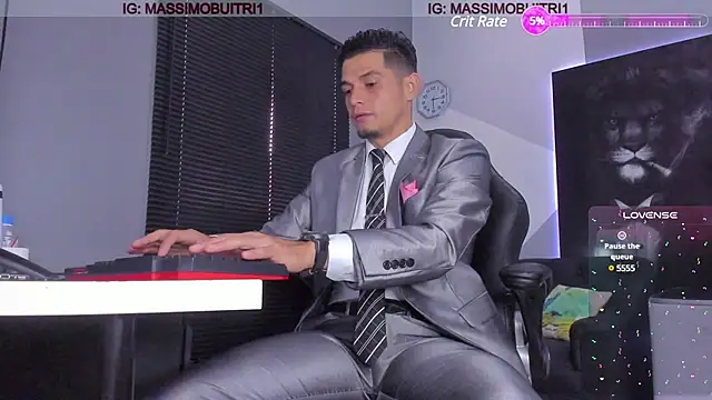 Snapshot of massimo_g chatting on 02-18-25, 02:38 massimo g online show from 02-18-25, 02:38