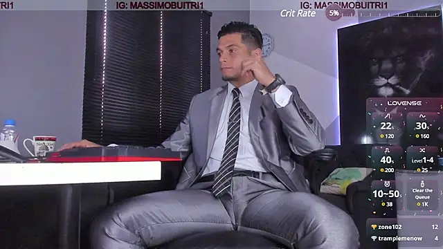 Snapshot of massimo_g chatting on 02-18-25, 05:42 massimo g online show from 02-18-25, 05:42