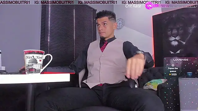 Snapshot of massimo_g chatting on 03-21-25, 01:45 massimo g online show from 03-21-25, 01:45